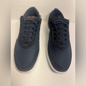Wolf & Shepherd Crossover Victory Trainer￼ Navy Mesh Suede Size 9.5